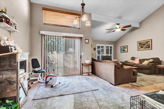 824 W Grand Avenue, Porterville, CA 93257