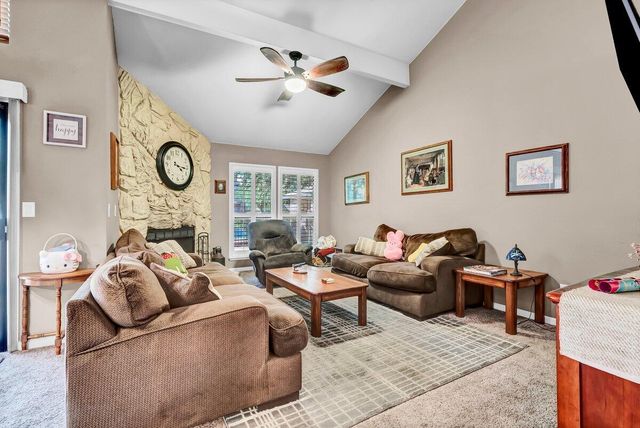 824 W Grand Avenue, Porterville, CA 93257