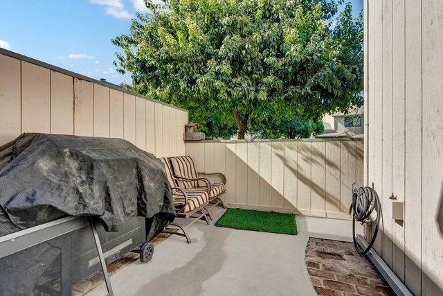 824 W Grand Avenue, Porterville, CA 93257