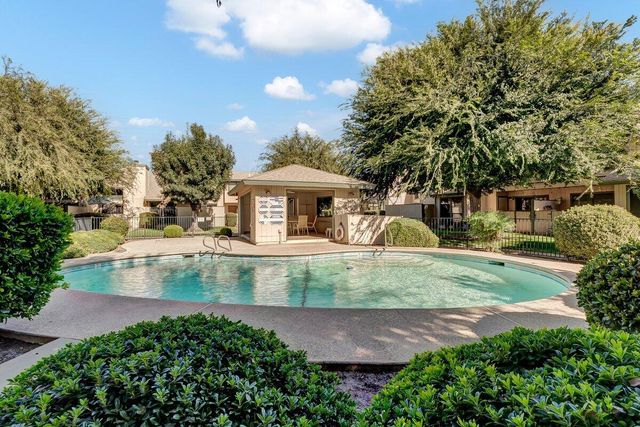 824 W Grand Avenue, Porterville, CA 93257