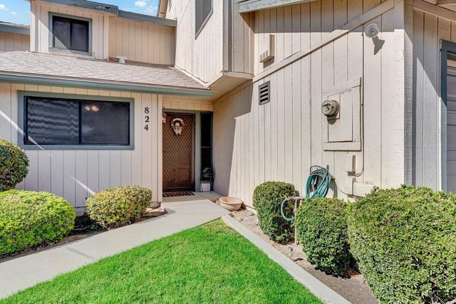 824 W Grand Avenue, Porterville, CA 93257