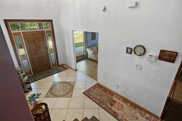 286 Killarney Way, Kingston, GA 30145