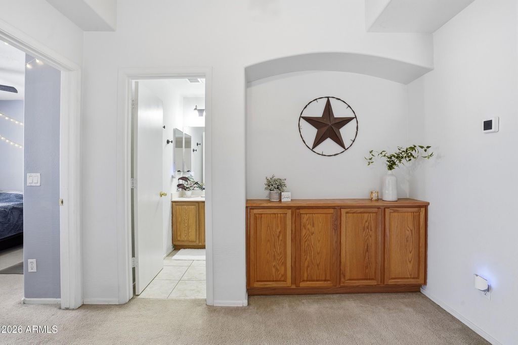 Image 17 of property listing at 17056 W ABERDEEN Drive, Surprise, AZ 85374