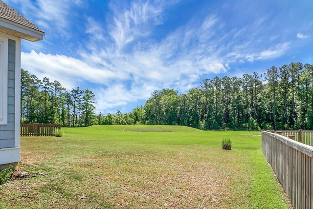 658 Black Pine Road, Moncks Corner, SC 29461