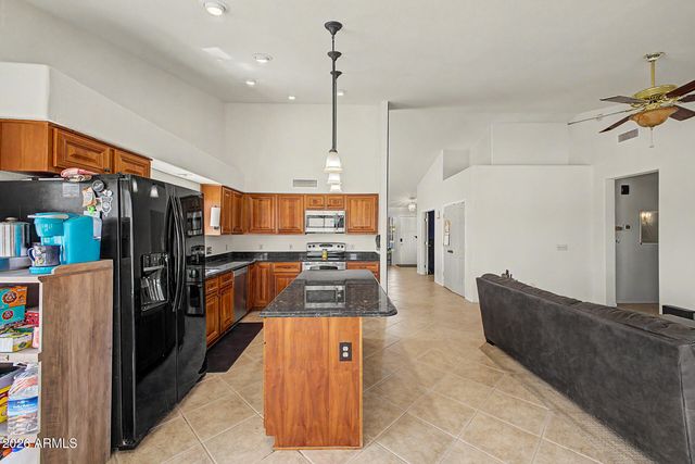 7509 W MESCAL Street, Peoria, AZ 85345