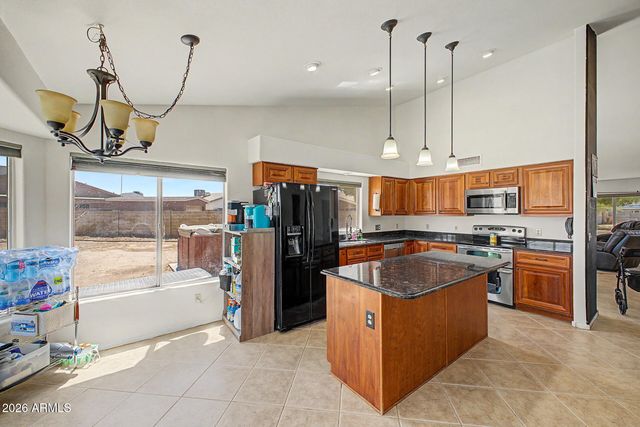 7509 W MESCAL Street, Peoria, AZ 85345