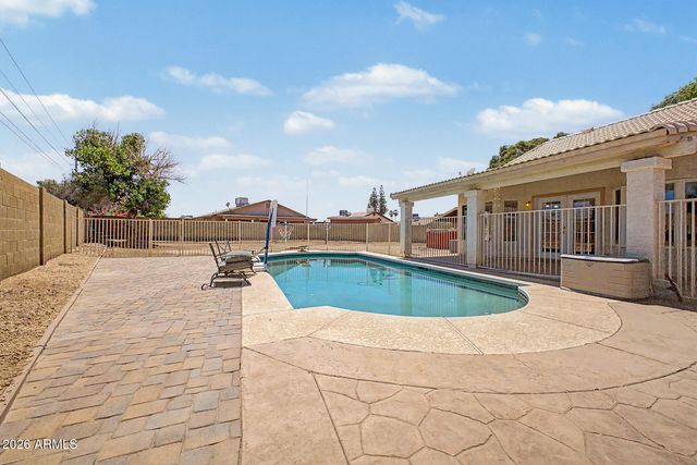 7509 W MESCAL Street, Peoria, AZ 85345