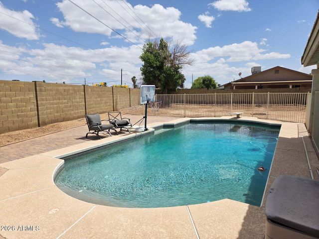 7509 W MESCAL Street, Peoria, AZ 85345