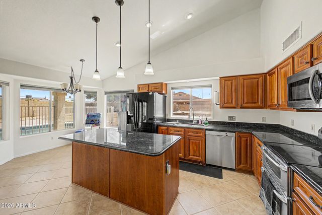 7509 W MESCAL Street, Peoria, AZ 85345