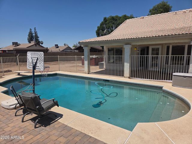 7509 W MESCAL Street, Peoria, AZ 85345