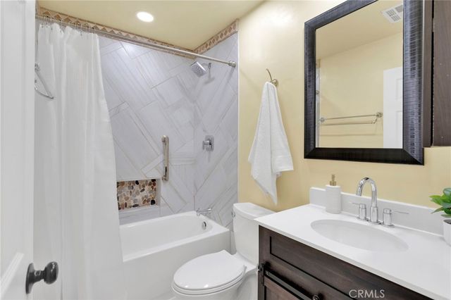 19140 Lenca Road, Apple Valley, CA 92307