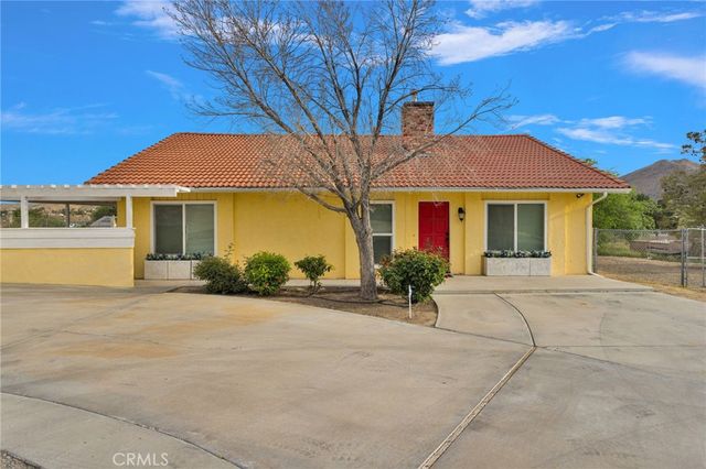 19140 Lenca Road, Apple Valley, CA 92307