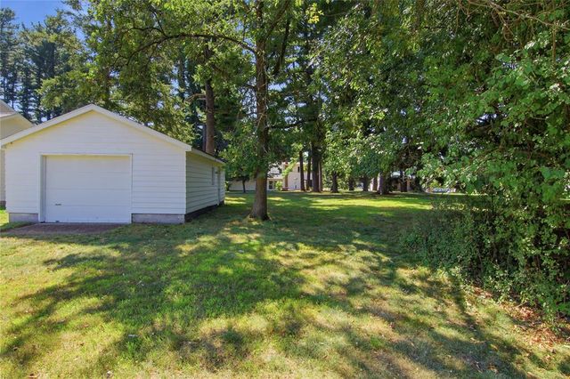 4020 Clay Street, Eau Claire, WI 54701
