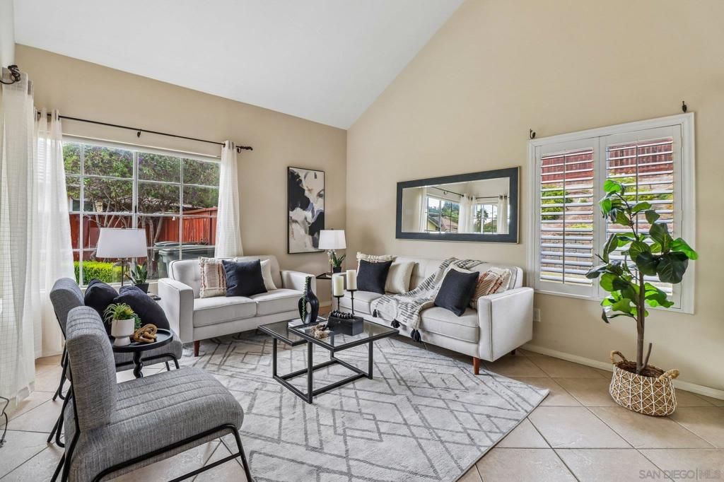 Image 3 of property listing at 669 Rue Le Blanc, Chula Vista, CA 91913