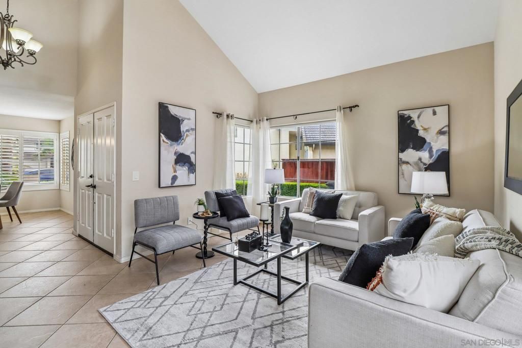Image 4 of property listing at 669 Rue Le Blanc, Chula Vista, CA 91913