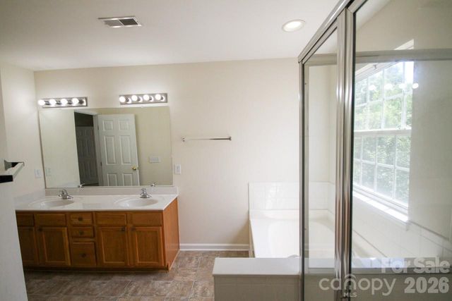 4960 Summerside Drive 76, Clover, SC 29710