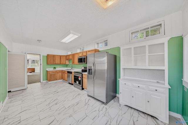 17 High Avenue, Valley Head, AL 35989