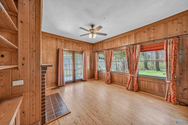 17 High Avenue, Valley Head, AL 35989