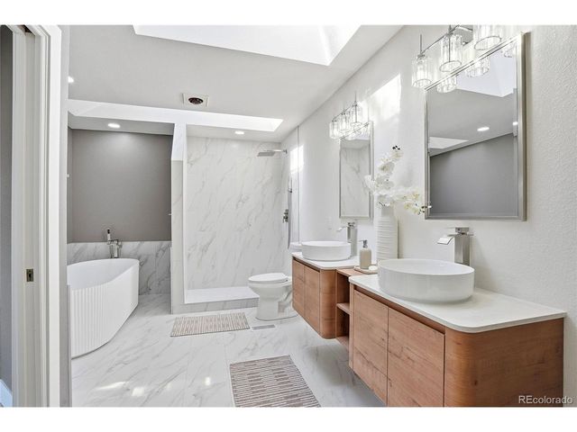 128 Willow Pl N, Broomfield, CO 80020