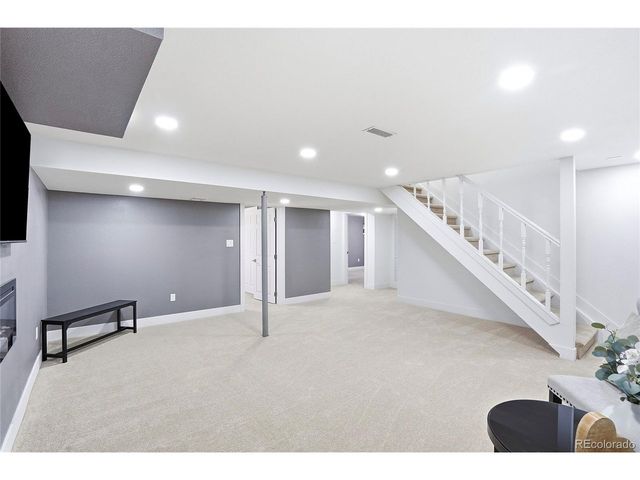 128 Willow Pl N, Broomfield, CO 80020
