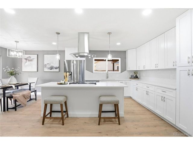 128 Willow Pl N, Broomfield, CO 80020