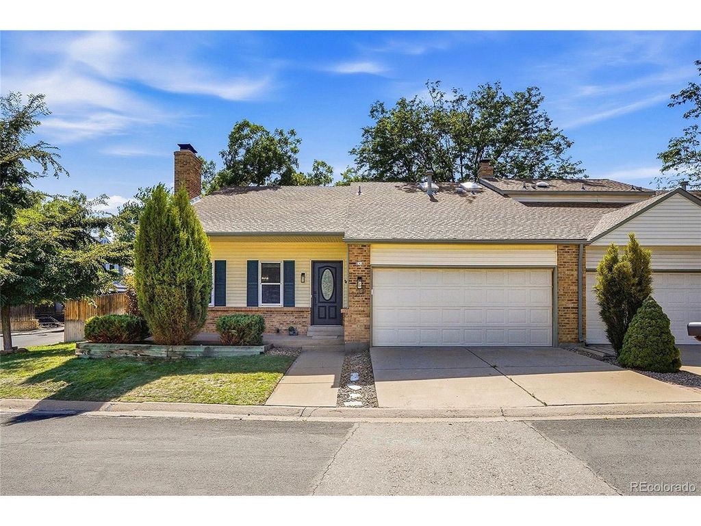 128 Willow Pl N, Broomfield, CO 80020