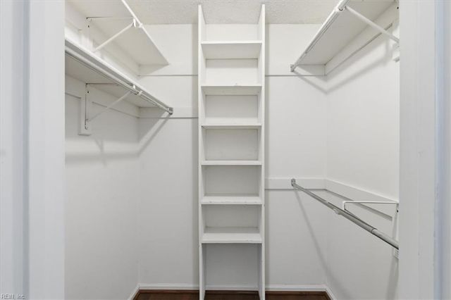 3434 Marabou LN, Virginia Beach, VA 23451