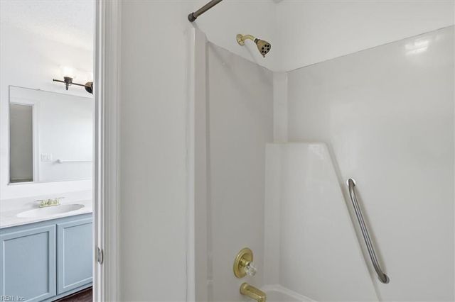 3434 Marabou LN, Virginia Beach, VA 23451