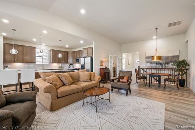 50210 Ogden Road, Canton, MI 48188