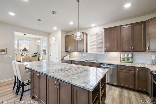 50210 Ogden Road, Canton, MI 48188