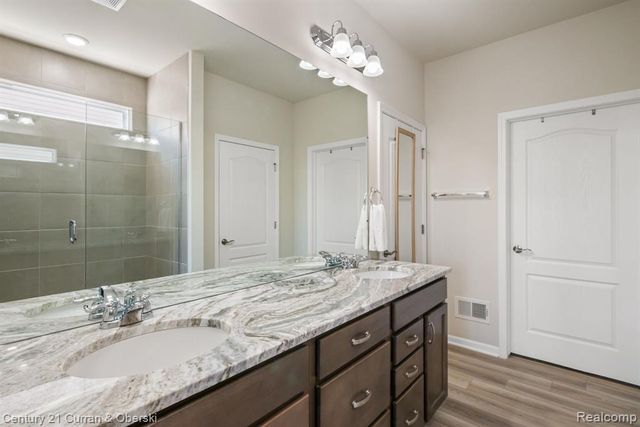 50210 Ogden Road, Canton, MI 48188