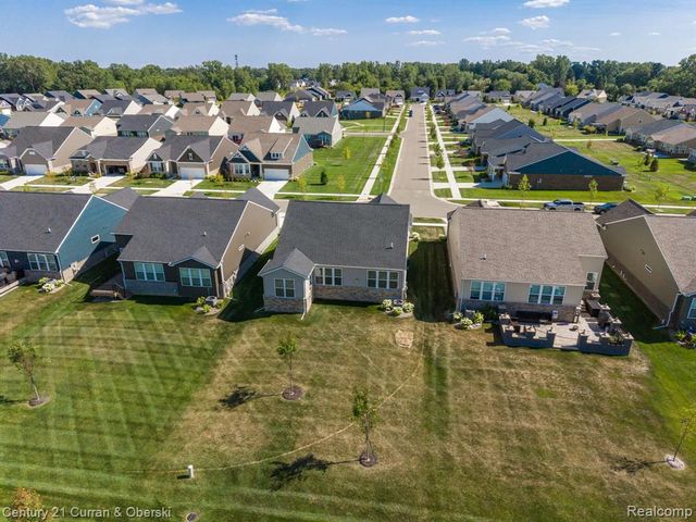 50210 Ogden Road, Canton, MI 48188