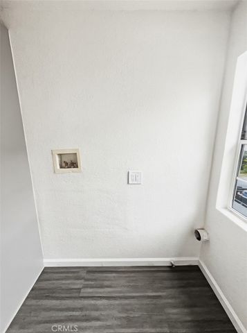 321 W 83rd, Los Angeles, CA 90003
