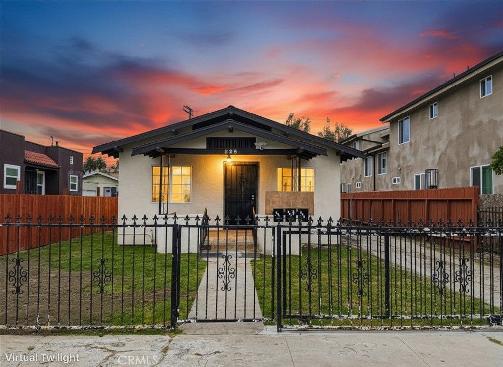 321 W 83rd, Los Angeles, CA 90003