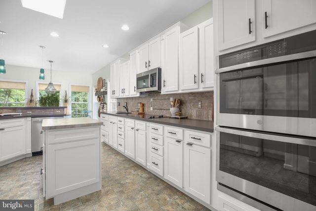 141 REVELL RD, Fredericksburg, VA 22405