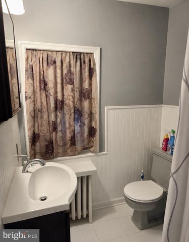 221 ARDMORE AVE, Upper Darby, PA 19082