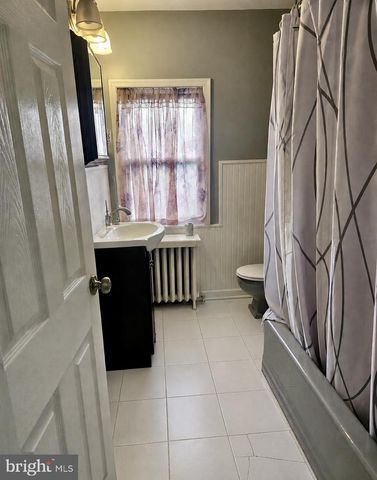 221 ARDMORE AVE, Upper Darby, PA 19082