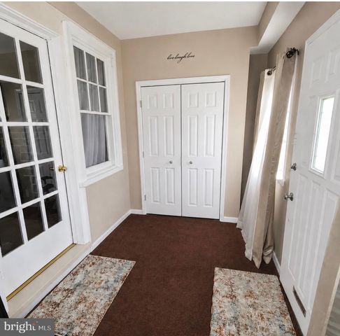 221 ARDMORE AVE, Upper Darby, PA 19082