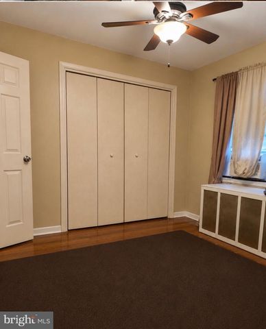 221 ARDMORE AVE, Upper Darby, PA 19082