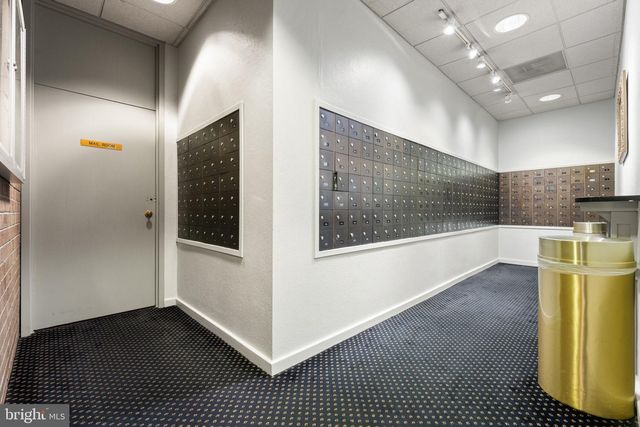 1800 OLD MEADOW RD #1218, Mclean, VA 22102