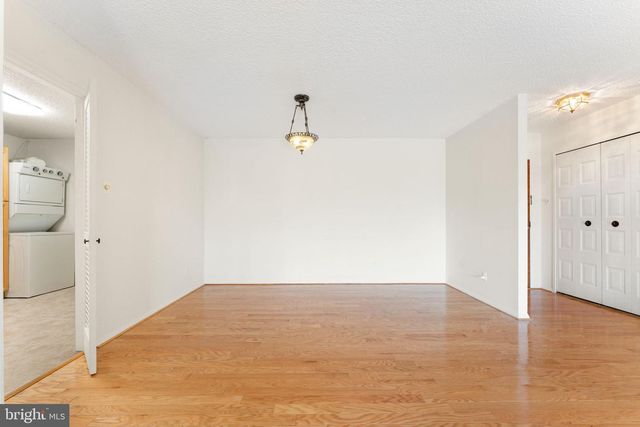 1800 OLD MEADOW RD #1218, Mclean, VA 22102