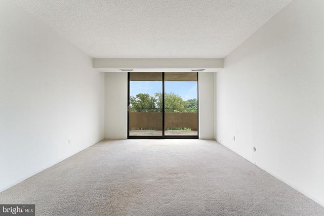 1800 OLD MEADOW RD #1218, Mclean, VA 22102