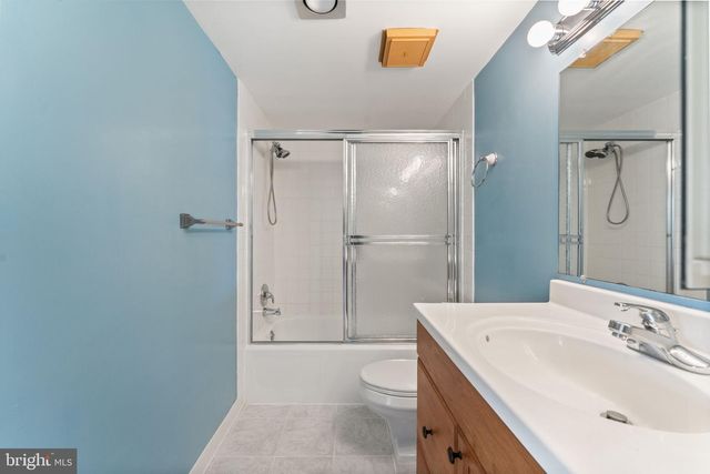 1800 OLD MEADOW RD #1218, Mclean, VA 22102