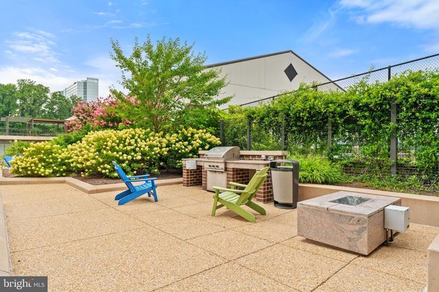 1800 OLD MEADOW RD #1218, Mclean, VA 22102