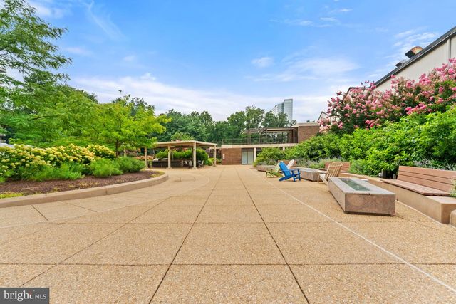 1800 OLD MEADOW RD #1218, Mclean, VA 22102