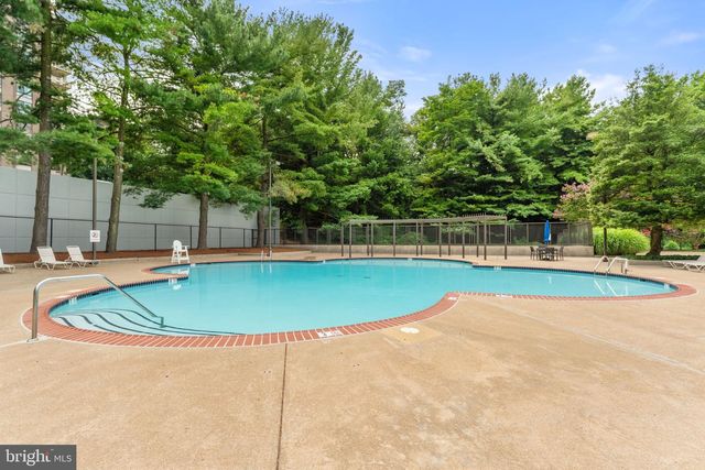 1800 OLD MEADOW RD #1218, Mclean, VA 22102