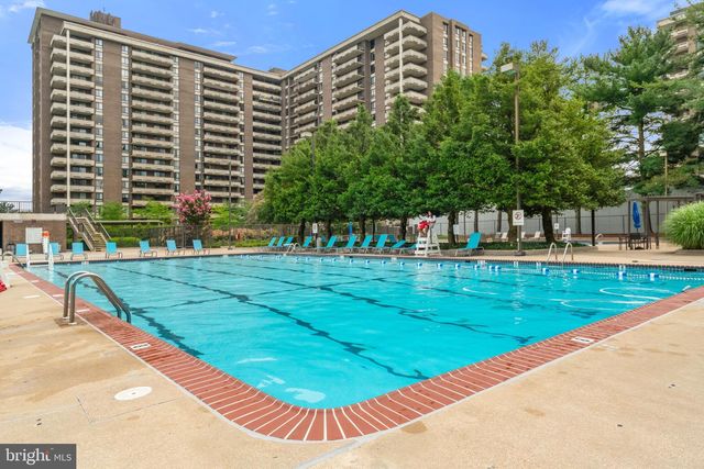 1800 OLD MEADOW RD #1218, Mclean, VA 22102