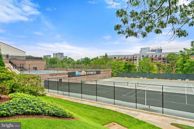 1800 OLD MEADOW RD #1218, Mclean, VA 22102