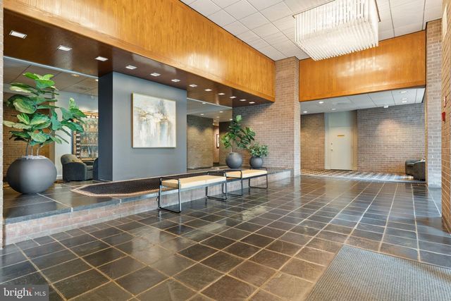 1800 OLD MEADOW RD #1218, Mclean, VA 22102