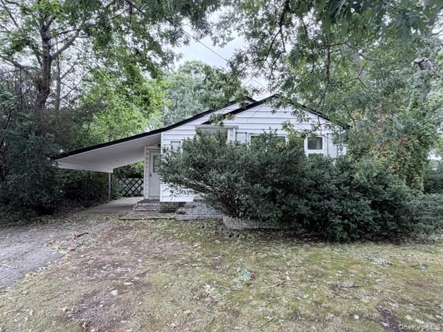 1209 Udall Road, Bay Shore, NY 11706